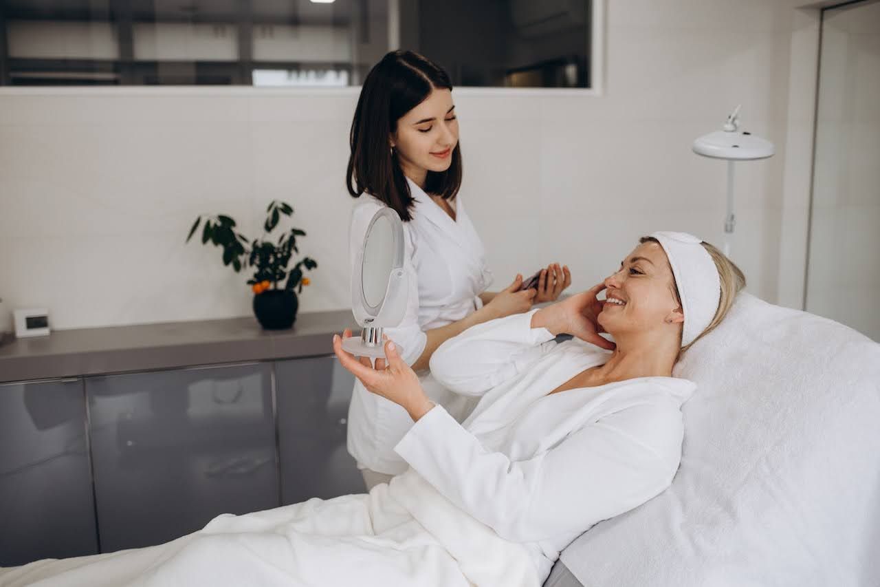 EXPLORINGTHEBENEFITSOFNANONEEDLINGANDMICRONEEDLING