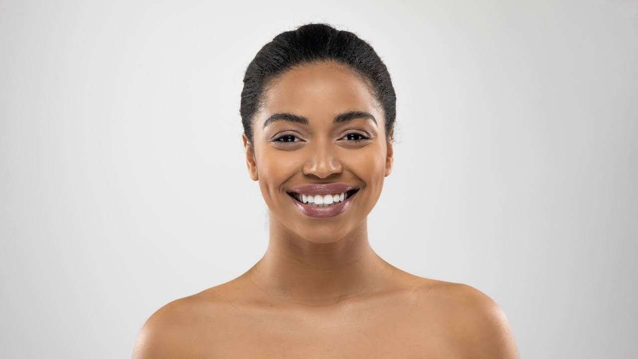 WHENTOCHOOSEMICRONEEDLINGVSCHEMICALPEELSFORCLIENTS